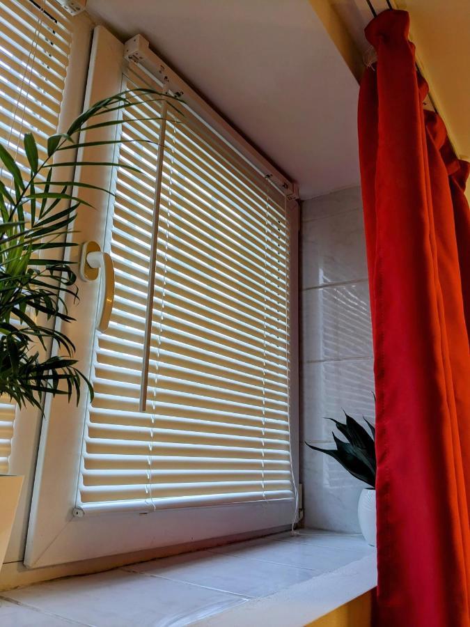 Cosy One Bedroom Flat With Free Parking & Wifi Клуж-Напока Екстериор снимка